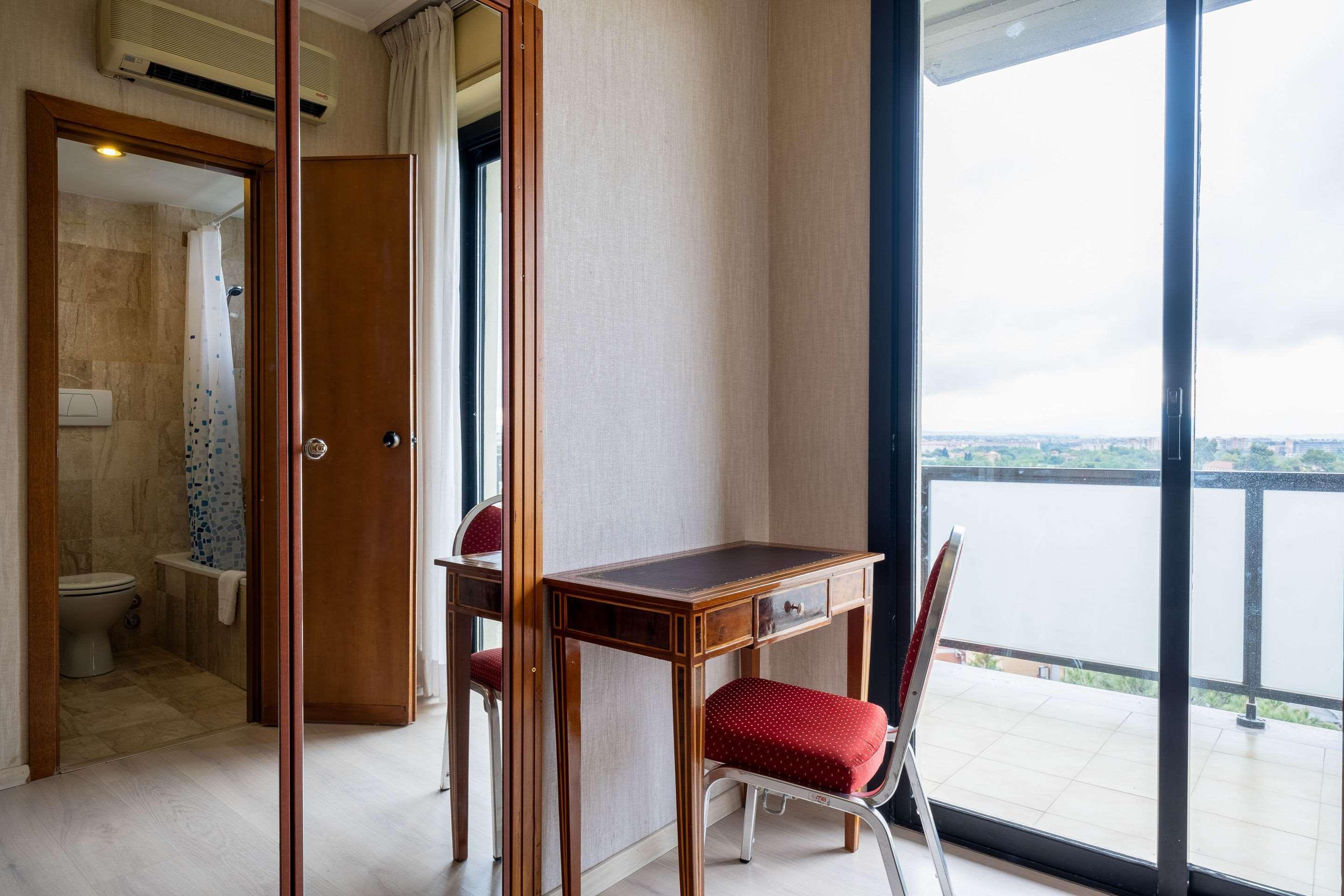 Quality Hotel Rouge Et Noir Рим Екстериор снимка