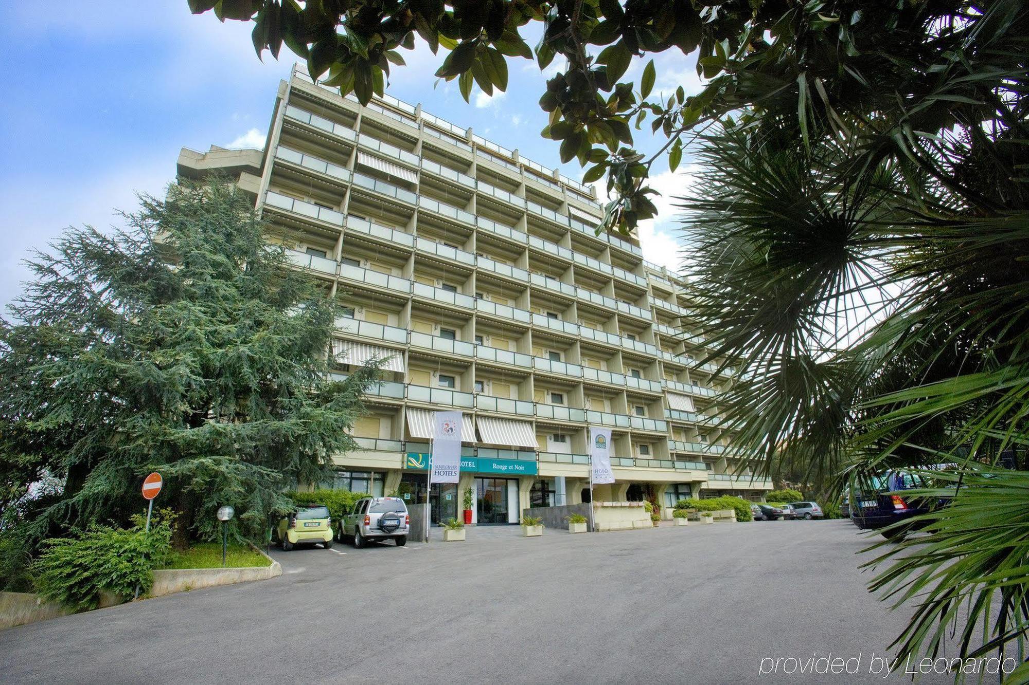 Quality Hotel Rouge Et Noir Рим Екстериор снимка