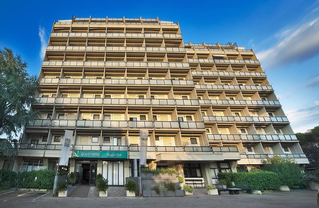 Quality Hotel Rouge Et Noir Рим Екстериор снимка